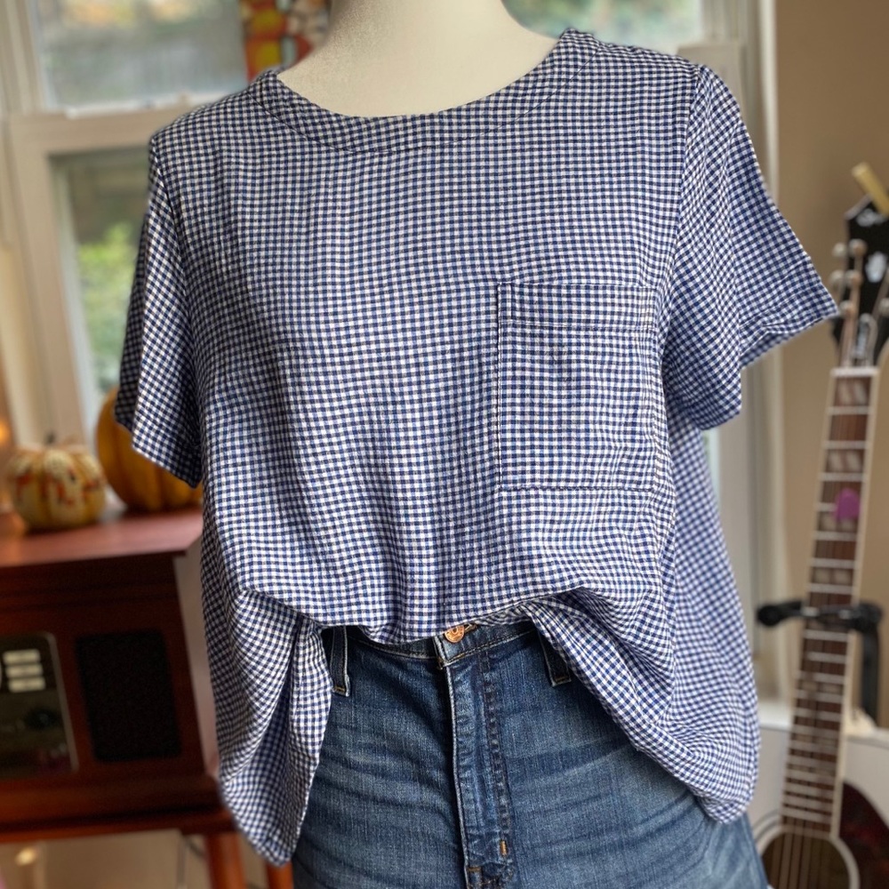 Blue tiny gingham short sleeve blouse - M
